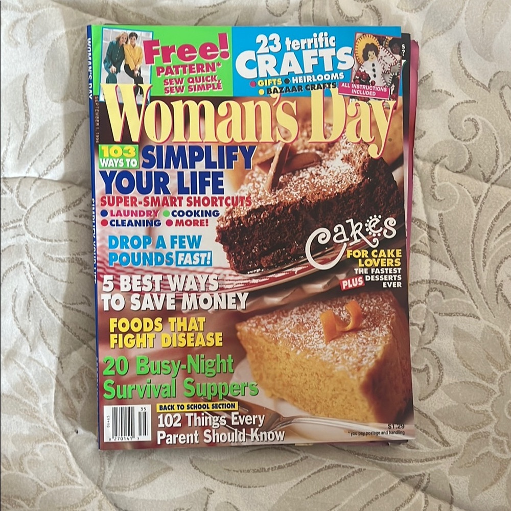 Colorful Magazine Collection - Picture 4 of 15